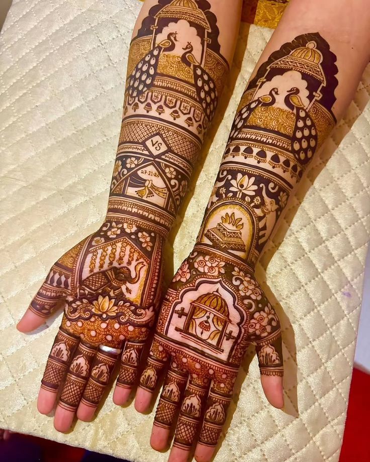 Bridal Mehndi Artist Near Me: 7 Things to Look for in a Professional Artist