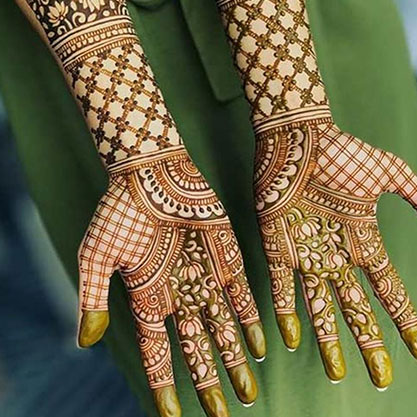 Hand Mehandi Artist in Agra