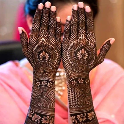 Professional Mehandi in Agra