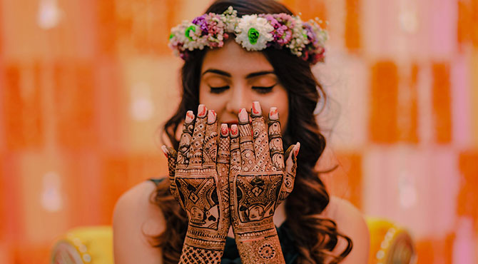 Best Mehandi Artist in City Center Noida