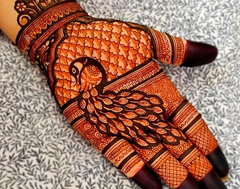 Best Hand Mehandi Artist in Taj City center Gurgaon