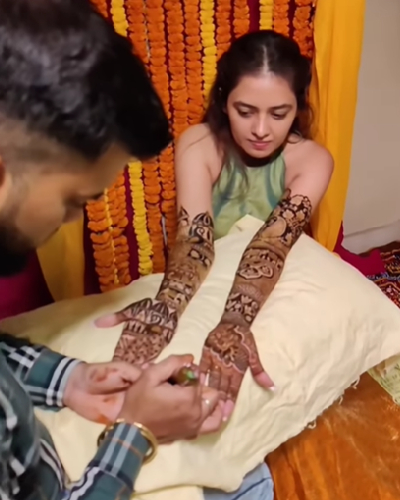 Traditional and Modern Mehandi Designs