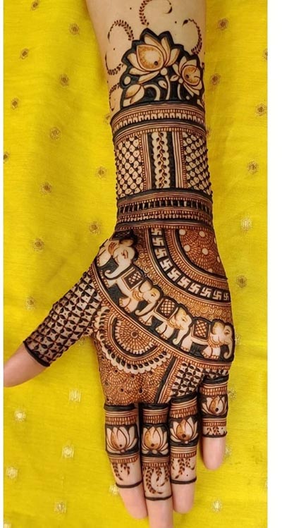 Traditional and Modern Mehandi Designs
